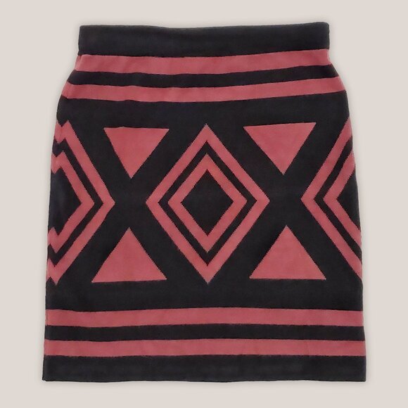 Charlotte Russe Dresses & Skirts - Charlotte Russe Geometrical Bodycon Skirt in Burgundy and Black